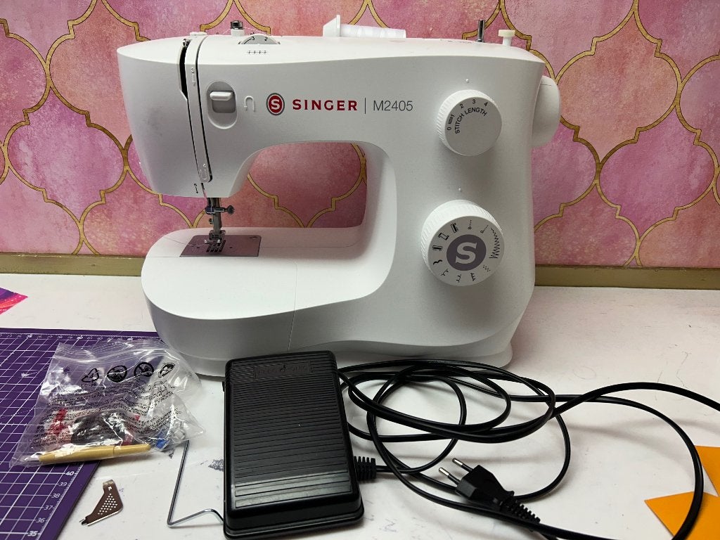 Singer M2405 Naaimachine - Zo goed als nieuw, Verzenden, Zo goed als nieuw, Naaimachine, Singer