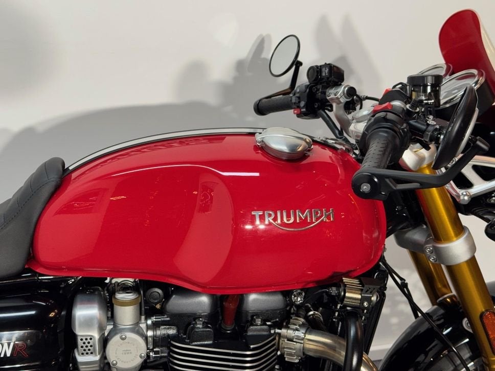 TRIUMPH THRUXTON 1200 R (bj 2015), Motoren, 2 cilinders, Bedrijf, Onbekend, Toermotor