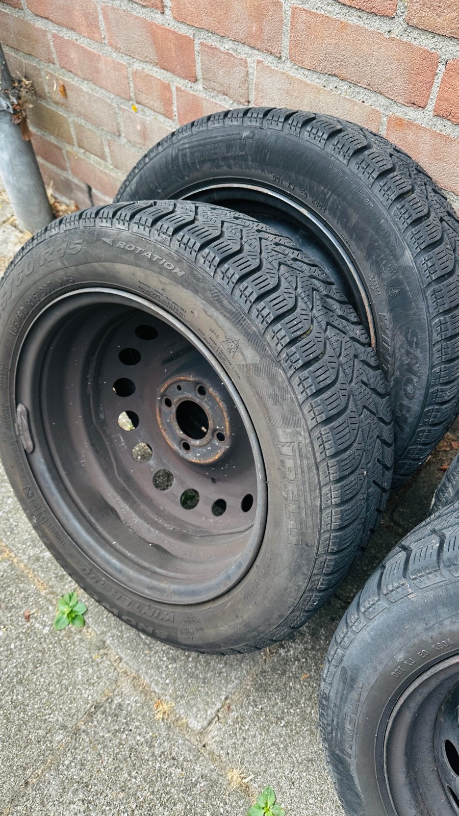 Winterbanden met velgen 185/60/15, Ophalen, Gebruikt, 15 inch, Banden en Velgen