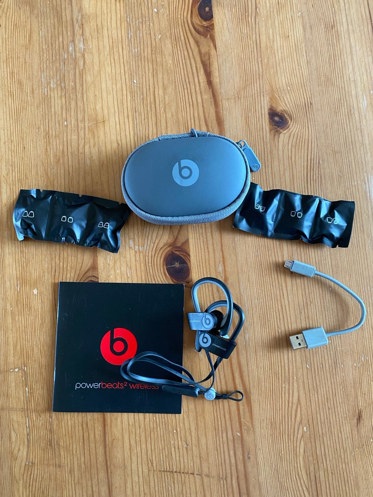 Beats Powerbeats2 Wireless koptelefoon - Zo goed als nieuw