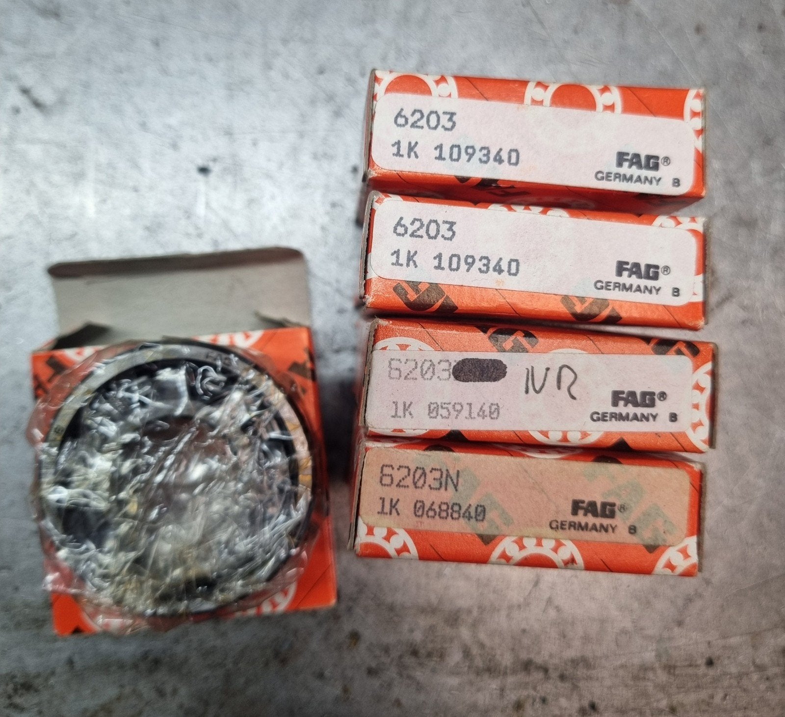 FAG Kogellagers 6203 en 6203N - Nieuw in doos, Ophalen of Verzenden, Nieuw