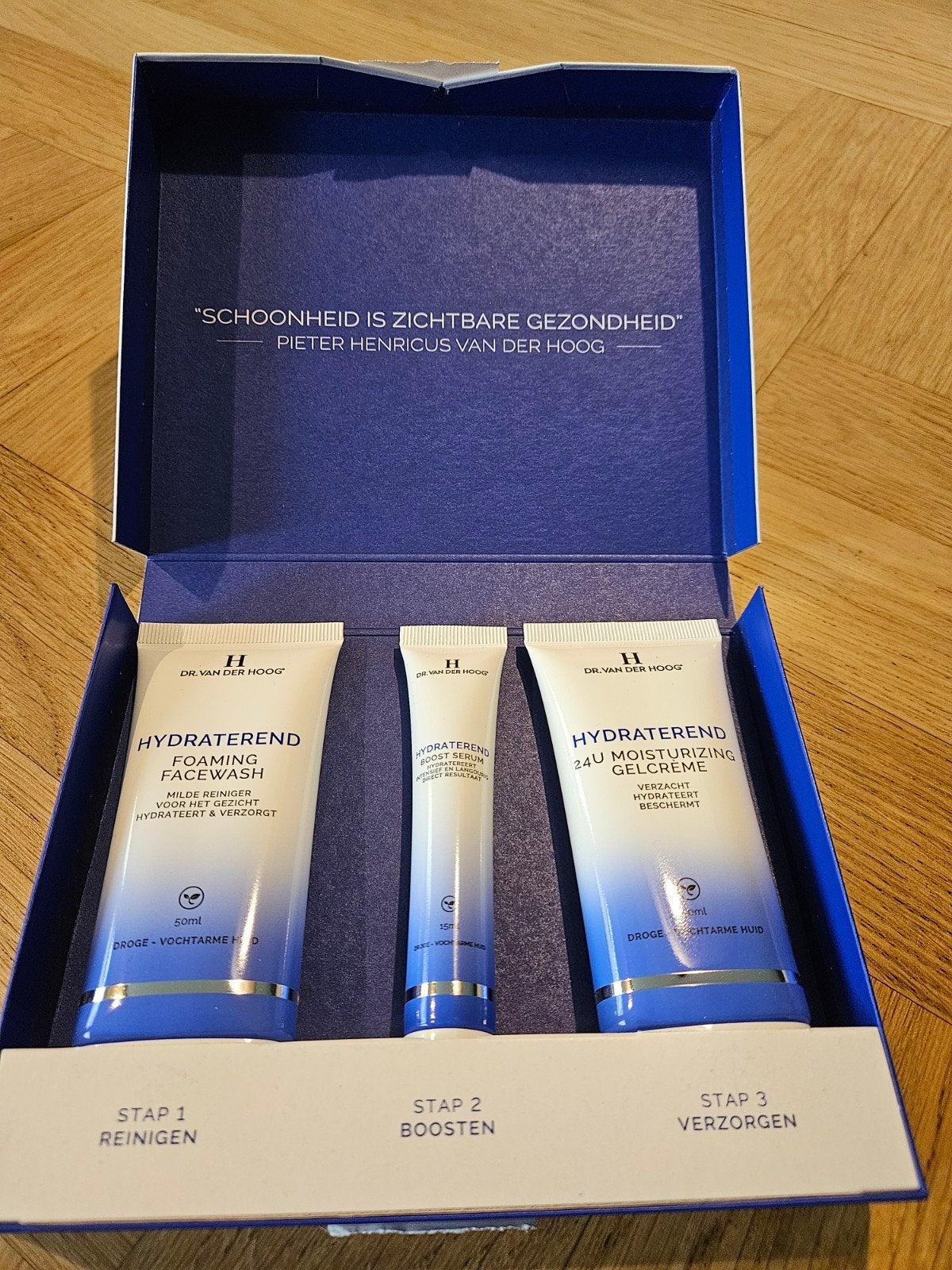 Dr. van der Hoog Hydraterend Set, Sieraden, Tassen en Uiterlijk, Uiterlijk | Gezichtsverzorging, Ophalen of Verzenden, Nieuw, Gehele gezicht
