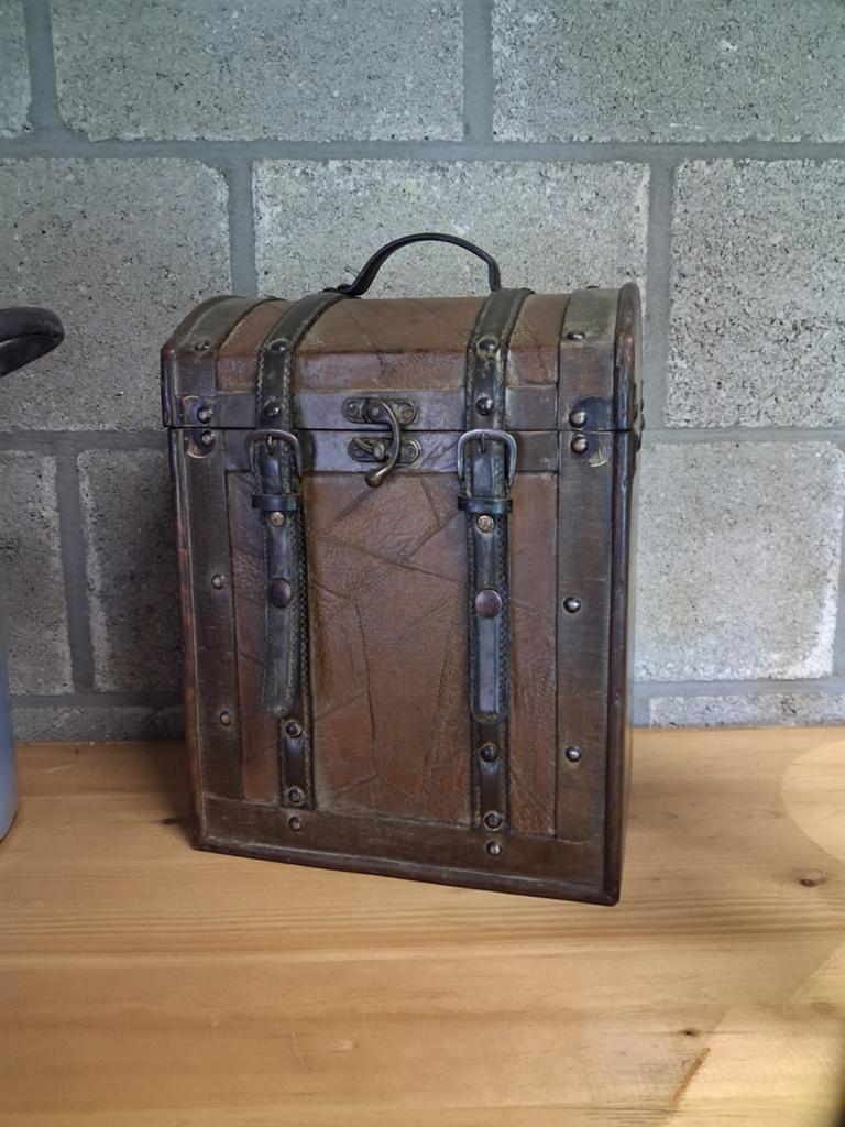 Wijnkoffer, Huis en Inrichting, Woonaccessoires | Kisten, Ophalen of Verzenden, Minder dan 50 cm, Minder dan 50 cm