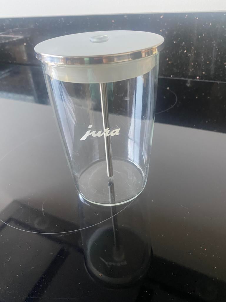 Jura glazen melkkan, Witgoed en Apparatuur, Koffiemachine-accessoires, Ophalen, Zo goed als nieuw