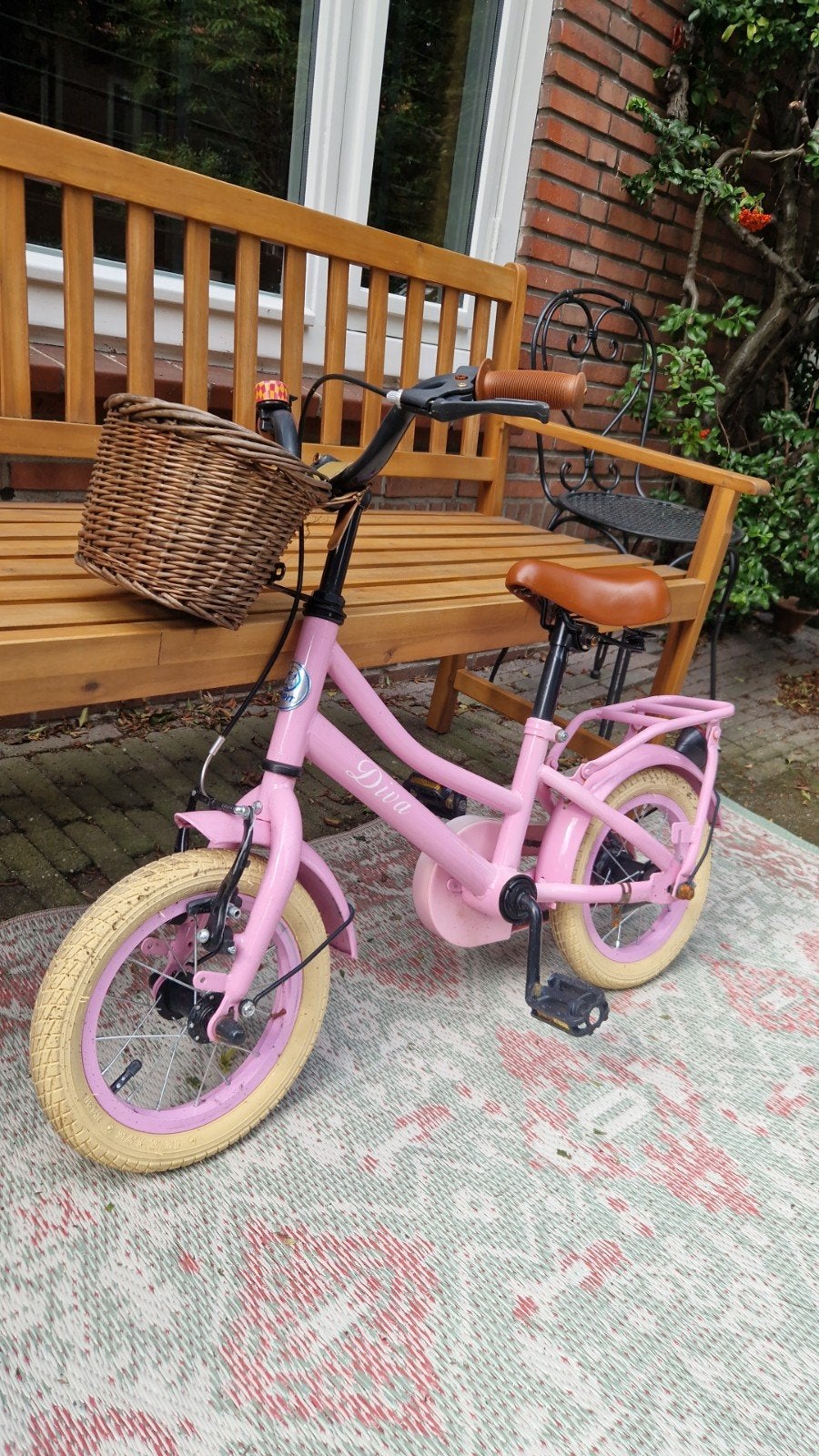 Roze Diva fietsje, Fietsen en Brommers, Ophalen, Gebruikt, Minder dan 16 inch