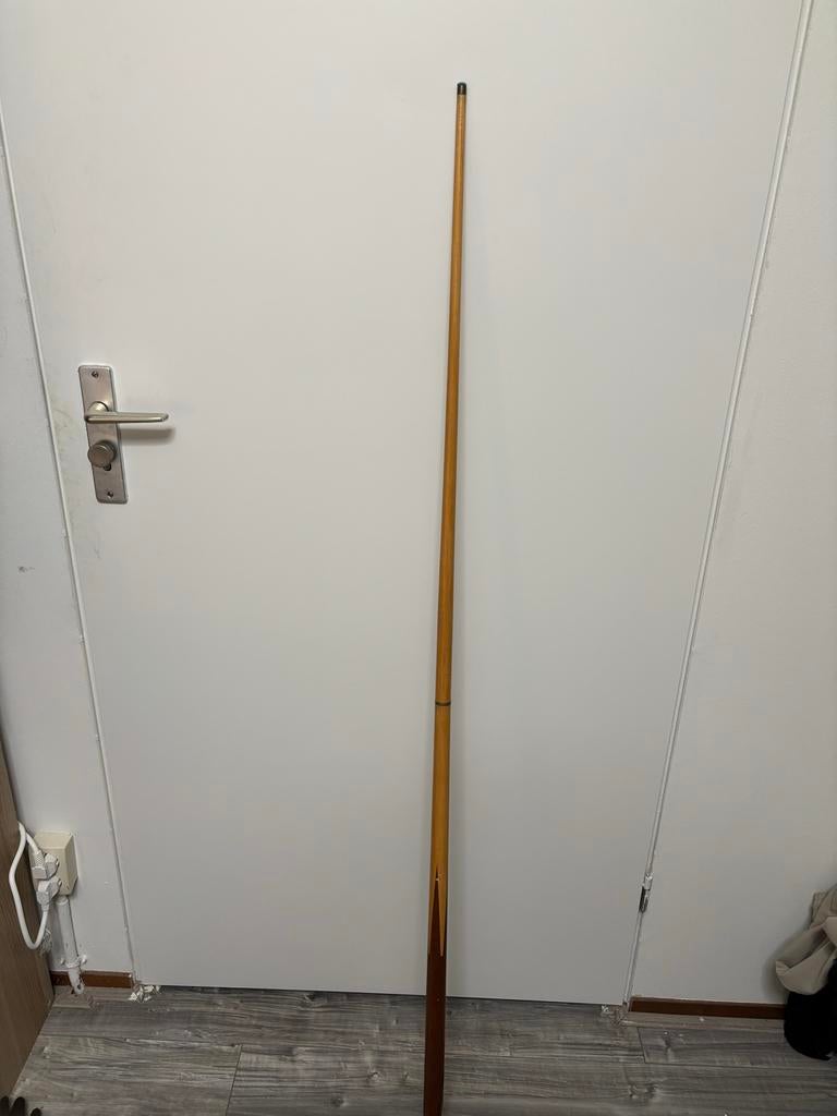 Houten biljartkeu, Sport en Fitness, Biljarten en Poolen, Ophalen, Gebruikt, Keu of Ballen