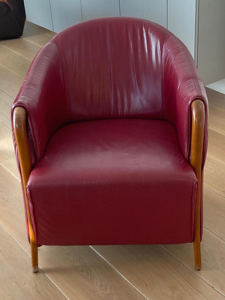 Stoel met leren rode bekleding, Ophalen, Gebruikt, Minder dan 75 cm, 50 tot 75 cm