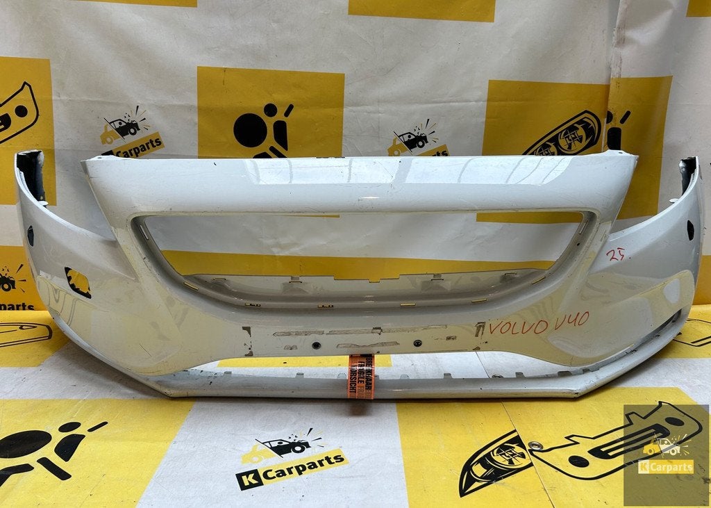 Volvo v40 Voorbumper KLS Normaal bumper, Auto-onderdelen, Info@fabrikant.eu, Ophalen of Verzenden, Volvo, Bumper
