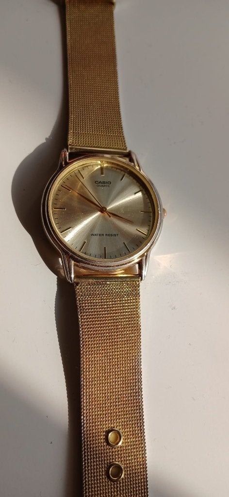 Casio MTP-1084 Quartz 1988 – Polshorloge Made in Japan, Sieraden, Tassen en Uiterlijk, Horloges | Heren, Gebruikt, Polshorloge