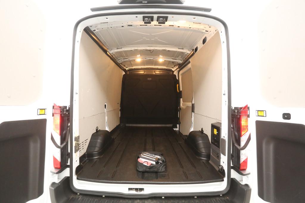 Ford E-Transit L2H2 Trend 68 kWh | Snelladen | SOH 98% | Air, Automaat, Gebruikt, Wit, 184 pk