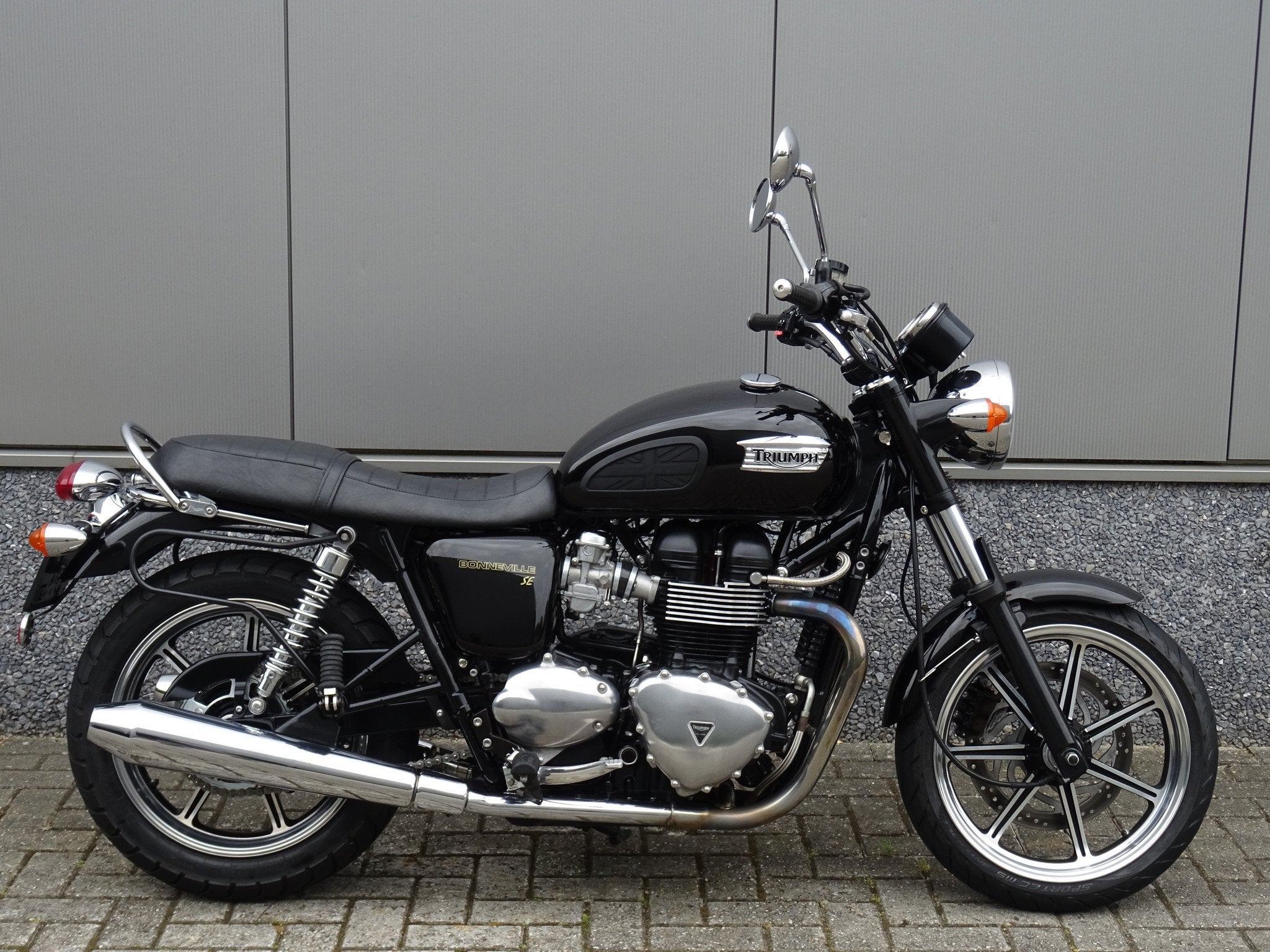 Triumph BONNEVILLE SE (bj 2009), Bedrijf, 865 cc, Naked bike