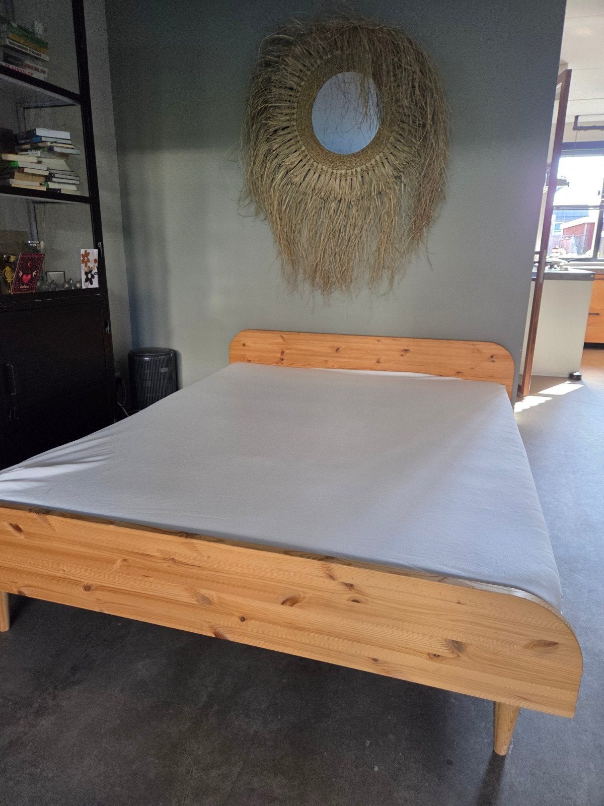 Scandinavisch Houten Bed 160x200 incl matras, Ophalen, Tweepersoons, Scandinavisch, 200 cm