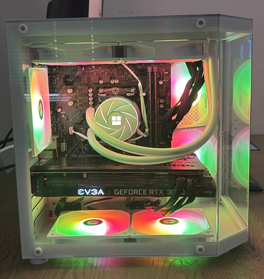 Titel: Krachtige pc | RTX 3070 Trio | R5 3600X | 16GB | AIO, Refurbished, Ophalen of Verzenden, Gaming, SSD