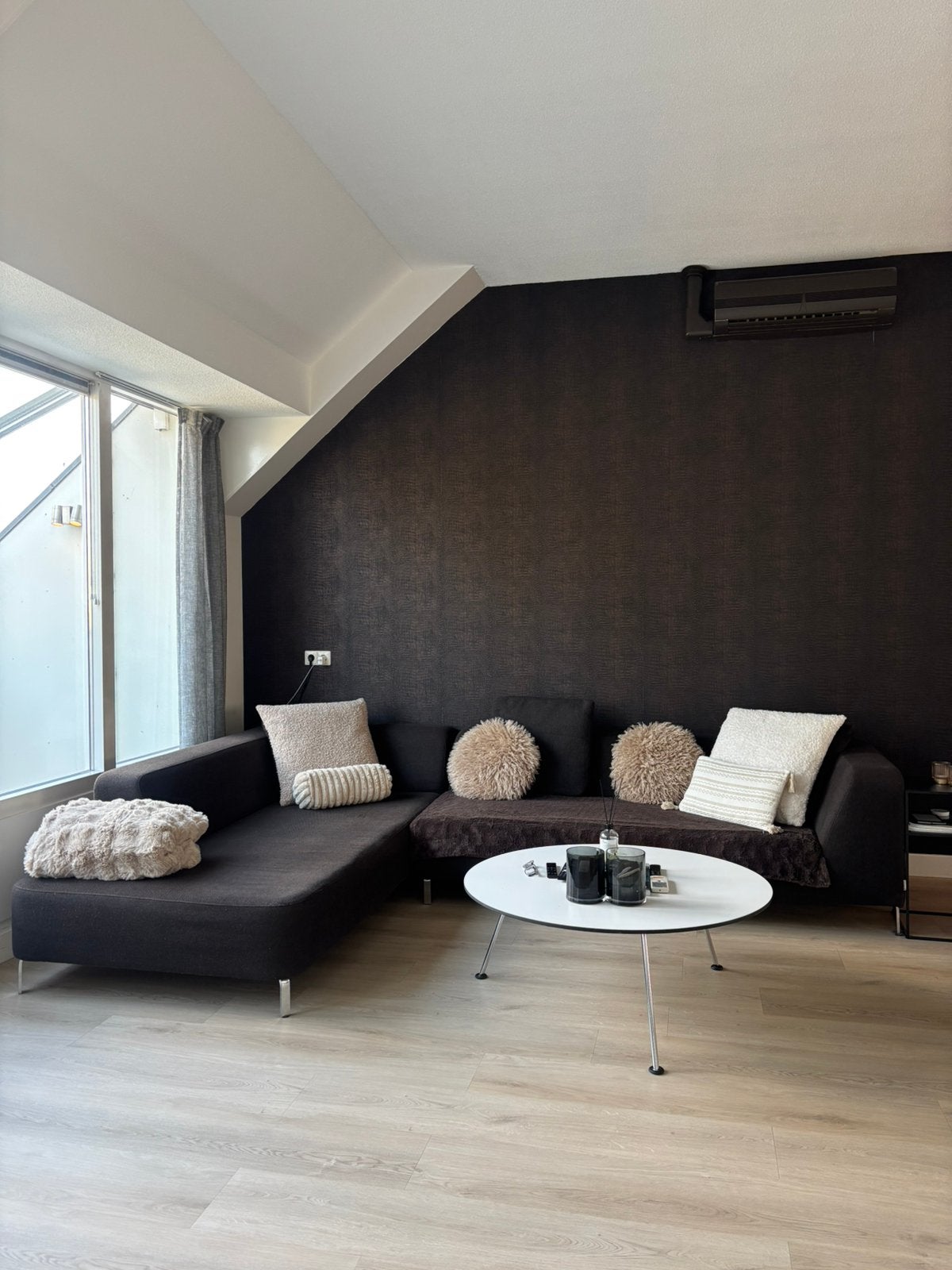 Gratis moderne JongForm hoekbank met loungegedeelte – spoed!, Huis en Inrichting, Ophalen, Gebruikt, Hoekbank, 300 cm of meer