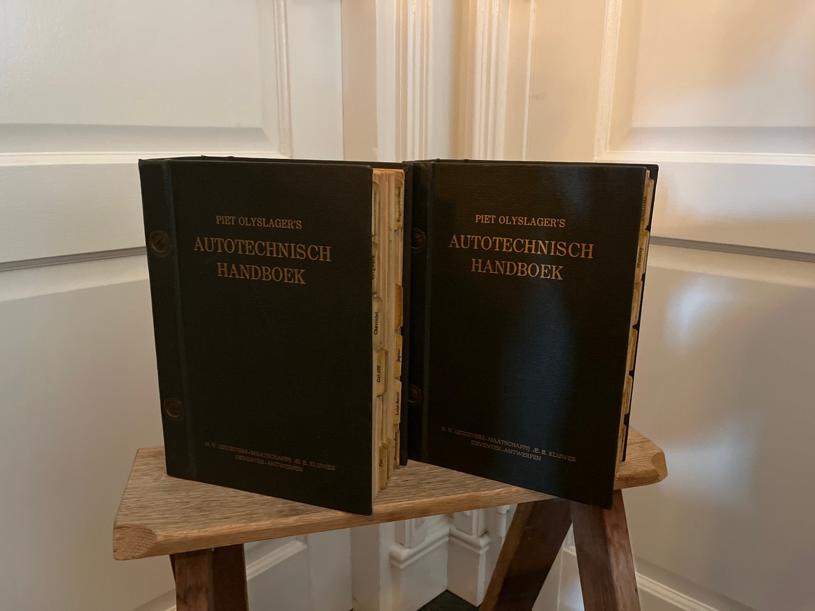 Piet Olyslager's Autotechnisch Handboek (2 delen), Ophalen, Gelezen, Algemeen