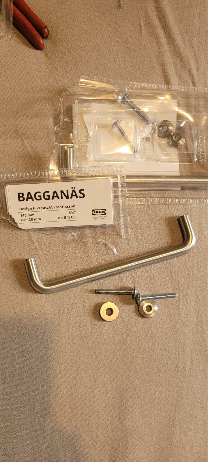 1x IKEA BAGGANÄS Handgreep RVS 143 mm, Doe-het-zelf en Verbouw, Ophalen, Nieuw, Rvs, Klink of Kruk
