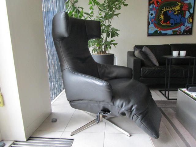 LEOLUX relax fauteuil SAOLA nog OP TE HALEN voor 500 euro !, Ophalen, Zo goed als nieuw, Leer, Modern