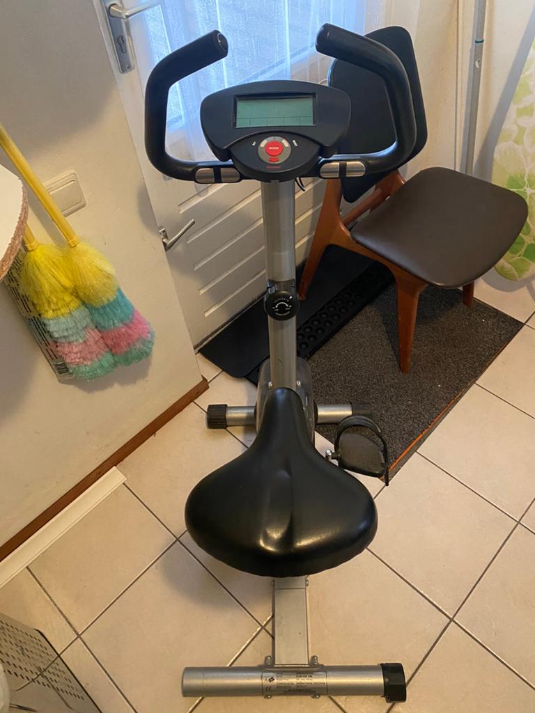 Hometrainer, Ophalen of Verzenden, Zo goed als nieuw, Hometrainer