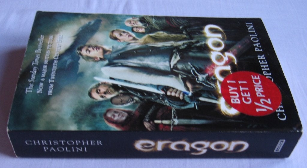 Christopher Paolini - Eragon (Engelse PB), Boeken, Fantasy, Ophalen of Verzenden, Gelezen, Christopher Paolini