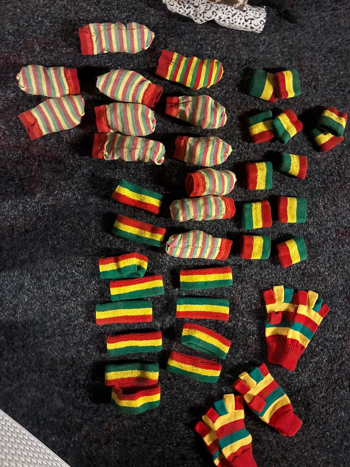 Nieuw zgan set 13 haarbanden sokken zweetbandjes carnaval, Ophalen of Verzenden, Zo goed als nieuw, Maat 36 (S), Carnaval