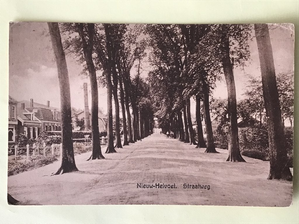 Oude ansichtkaart Nieuw-Helvoet, Straatweg 1925-30, Ophalen of Verzenden, 1920 tot 1940, Gelopen, Zuid-Holland