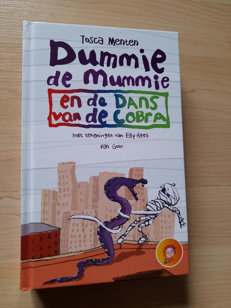 DUMMIE DE MUMMIE EN DE DANS VAN DE COBRA Tosca Menten, Boeken, Ophalen of Verzenden, Zo goed als nieuw