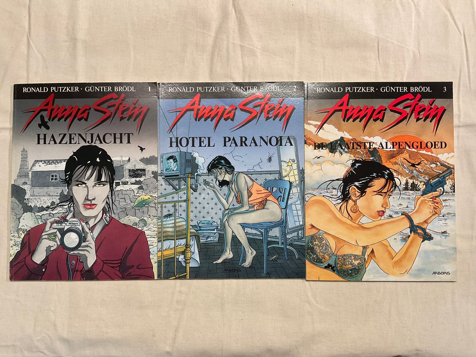 Anna Stein, 3 stuks., Complete serie of reeks, Ophalen of Verzenden, Zo goed als nieuw