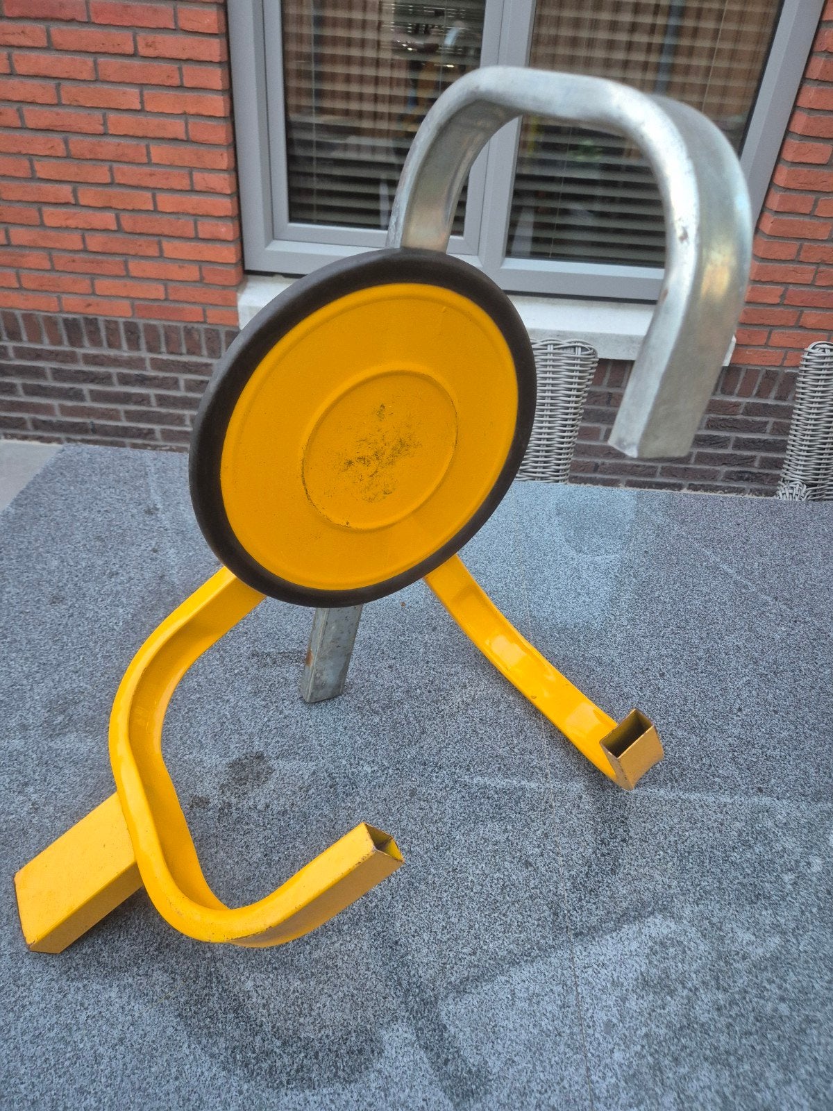 Wielklem te koop, Ophalen, Zo goed als nieuw
