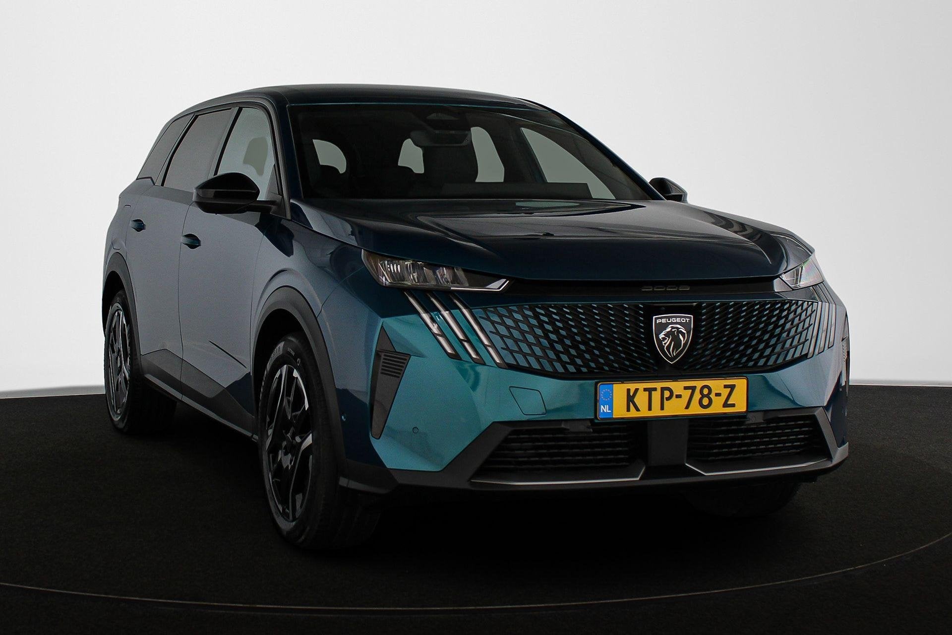 Peugeot 5008 1.6 Plug-in Hybrid 195 Allure 7p, https://media-marktplaats.export.dv.nl/23396374928/document-1.pdf, Gebruikt, 4 cilinders