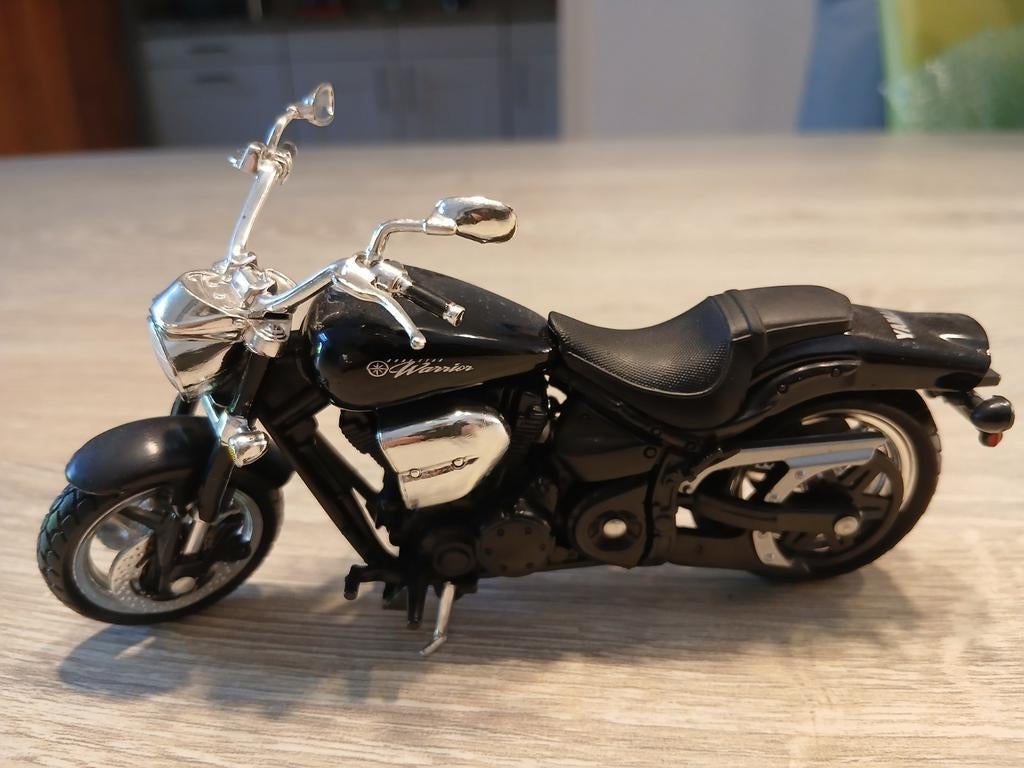 Modelmotorfiets Yamaha Warrior, Overige merken, Ophalen of Verzenden, Zo goed als nieuw, Groter dan 1:32