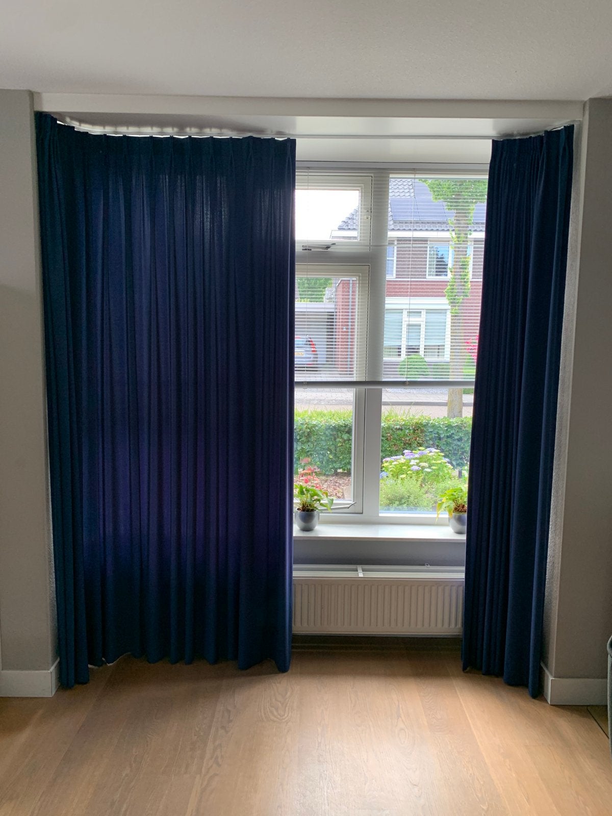 Gordijnen inclusief rails voor 6 ramen, Ophalen, Zo goed als nieuw, 200 cm of meer