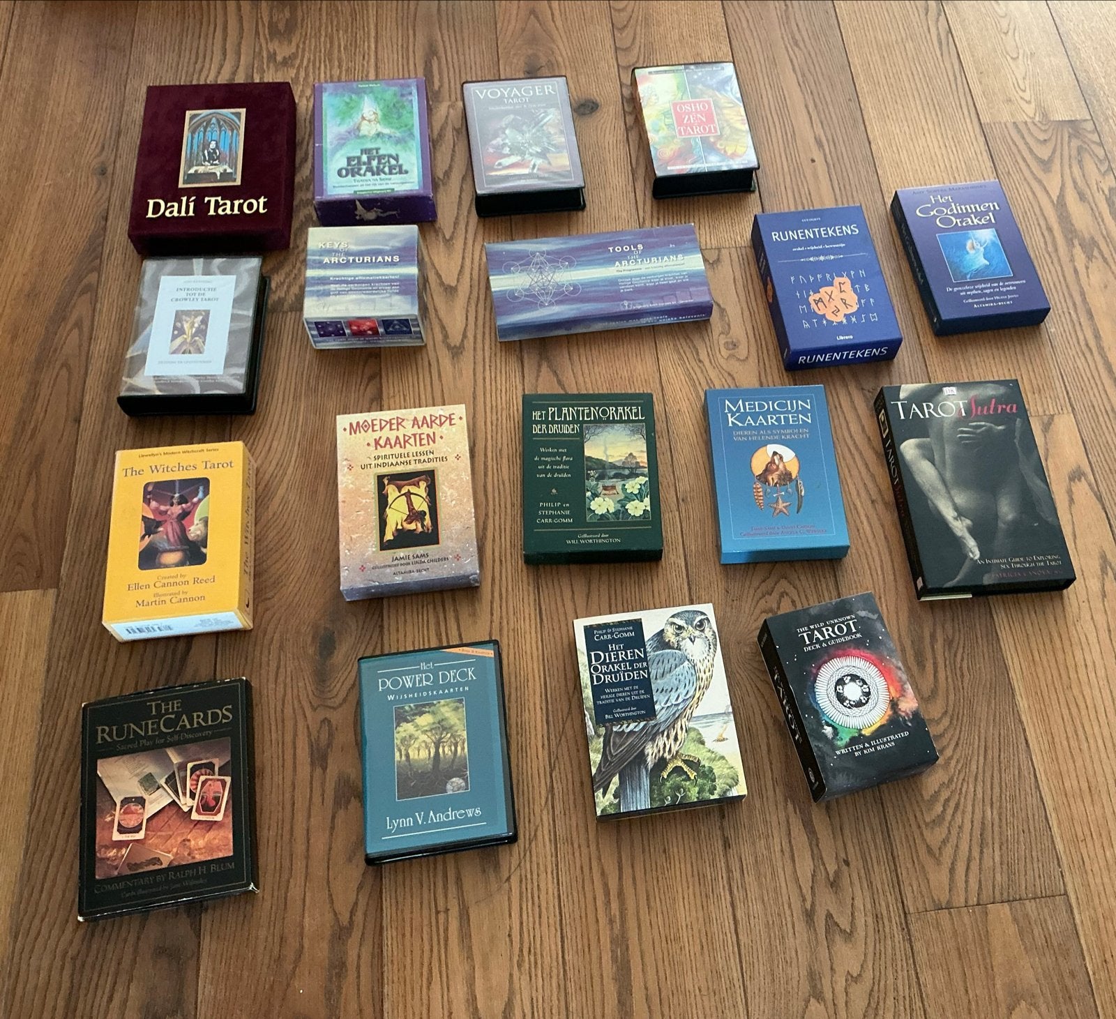Unieke Tarot & Orakel Deck Collectie - 32 Decks, Ophalen, Zo goed als nieuw