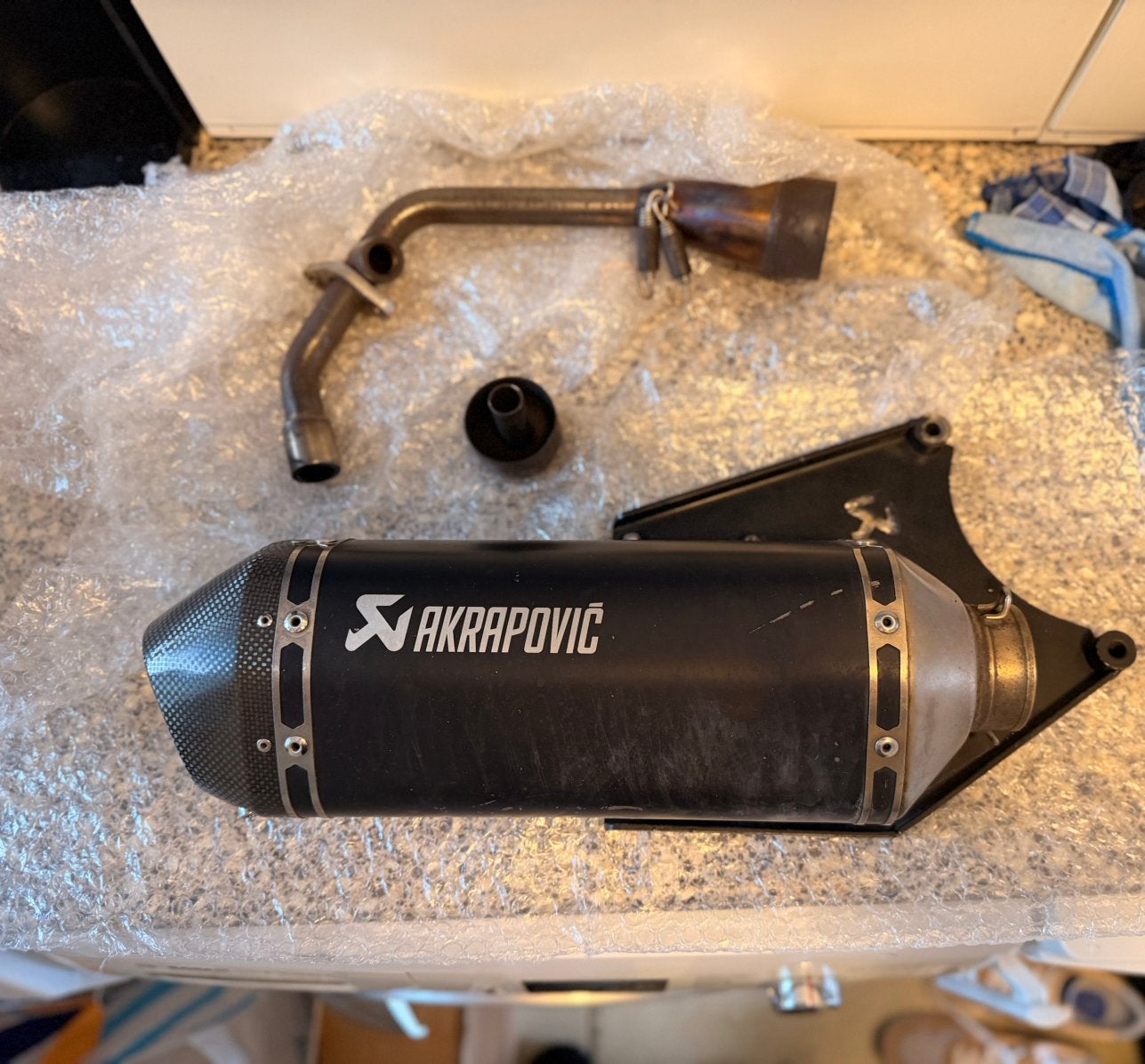 Akrapovič Vespa Sprint E4 uitlaat 50cc | Carbon, Ophalen of Verzenden, Gebruikt
