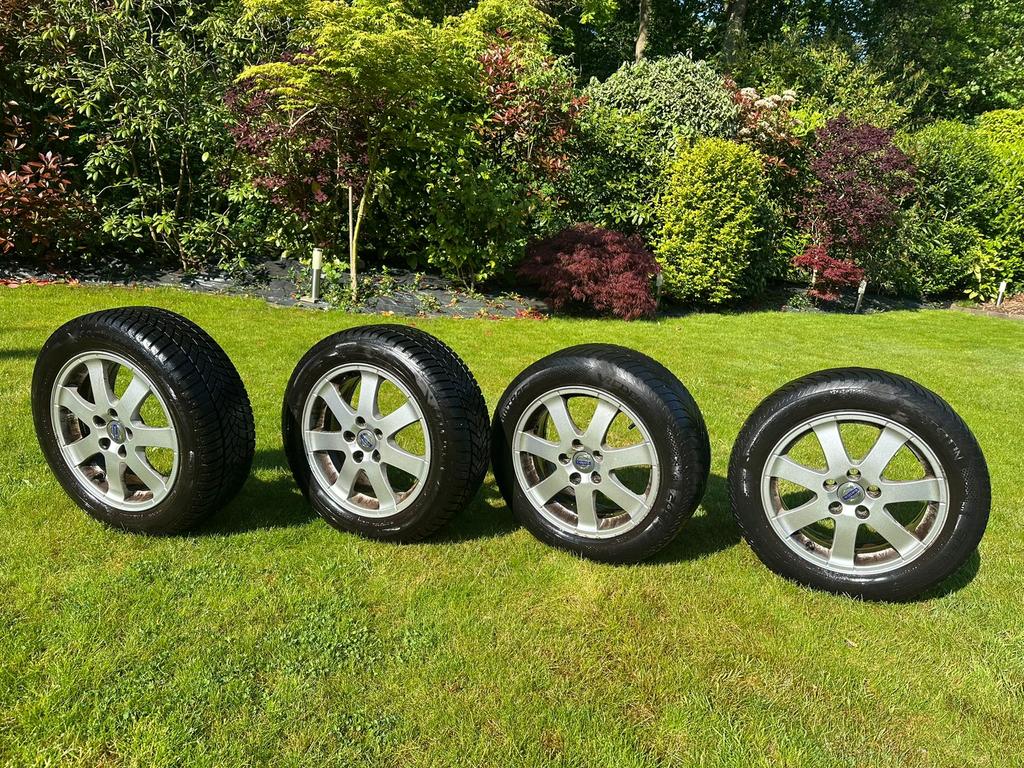 Auto banden Volvo, Auto-onderdelen, Banden en Velgen, Ophalen