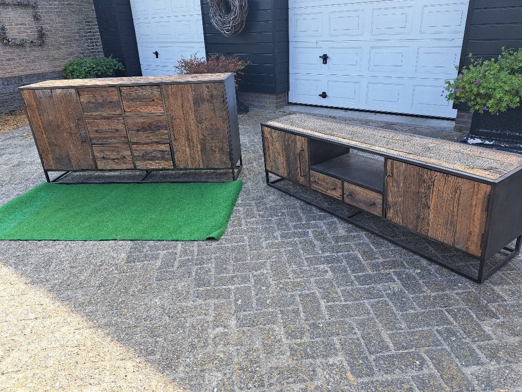 STOERE MODERNE RUBUUSTE EN LANDELIJKE Meubels, Ophalen