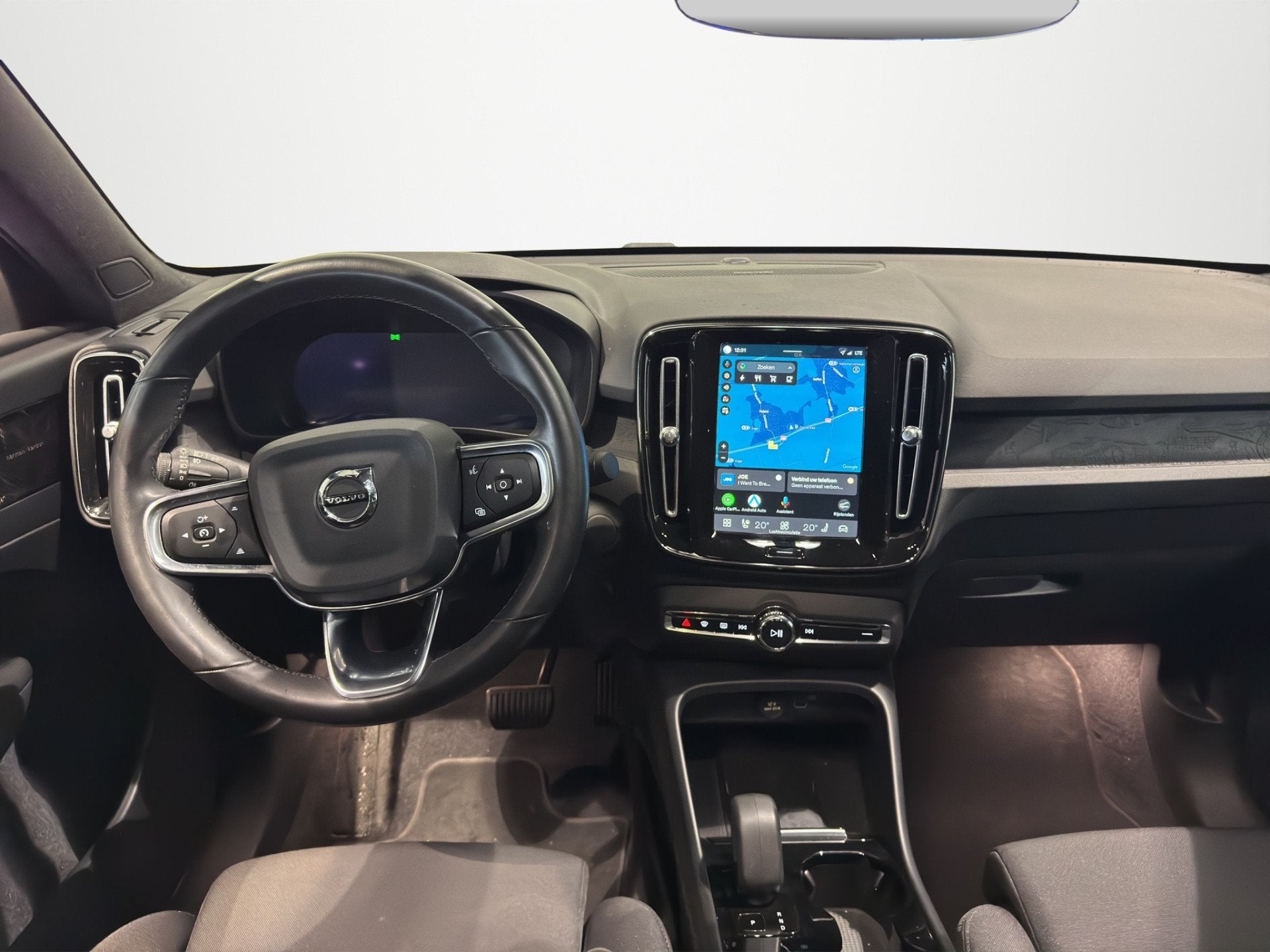 Volvo C40 Aut. Recharge Twin ACC 360camera Stoelverwarming S, Automaat, Dealer onderhouden, Stof, 2102 kg
