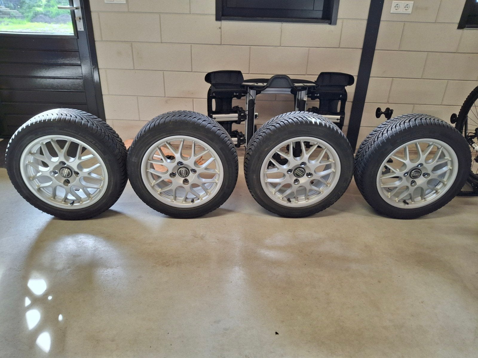 Volvo BBS 16 inch Crater velgen met Hankook winterbanden, Ophalen, Gebruikt, 16 inch, Banden en Velgen