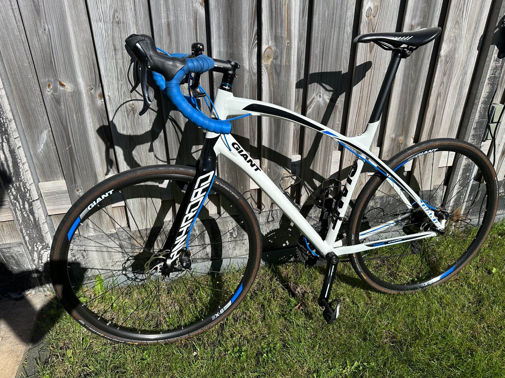 Goed onderhouden Giant Anyroad 2, Ophalen, Gebruikt, Aluminium, Giant