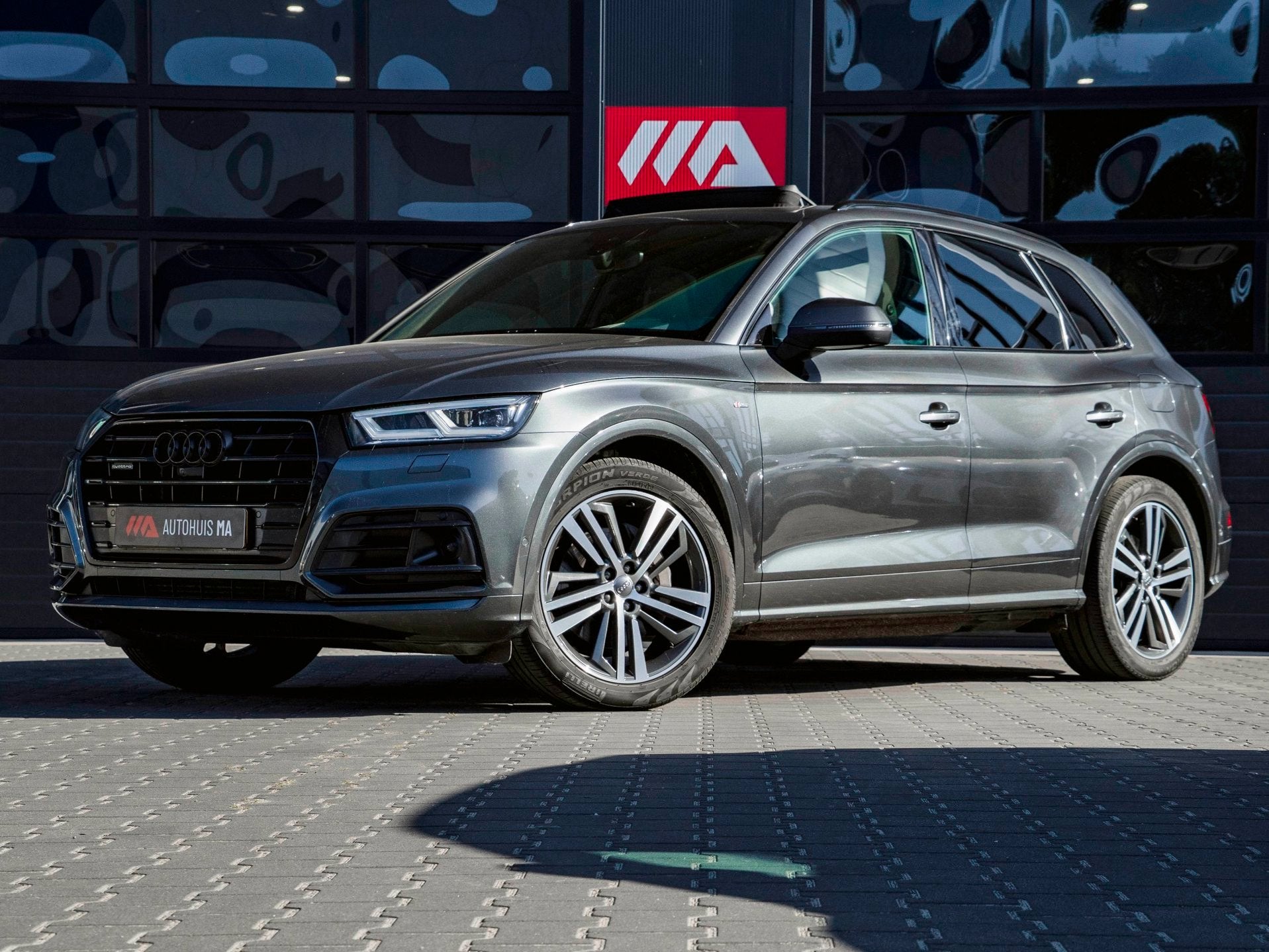 Audi Q5 55 TFSI e quattro Competition | S LINE | PANO | HUD, Auto's, Audi, Automaat, Dealer onderhouden, 4 cilinders, Bedrijf