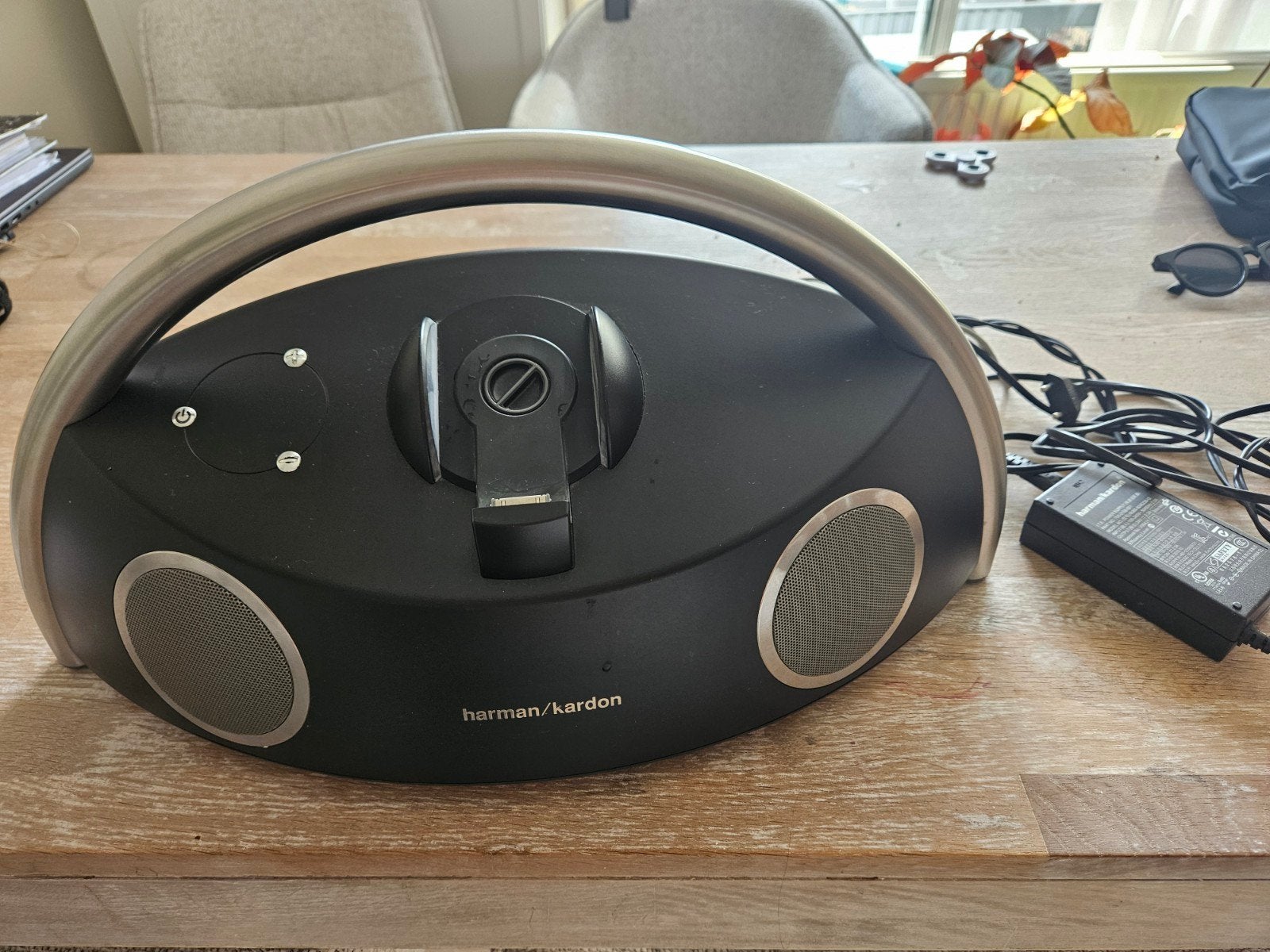 Harman Kardon speaker, Audio, Tv en Foto, Luidsprekers, Gebruikt, Ophalen of Verzenden, Draagbare speaker, AUX-ingang