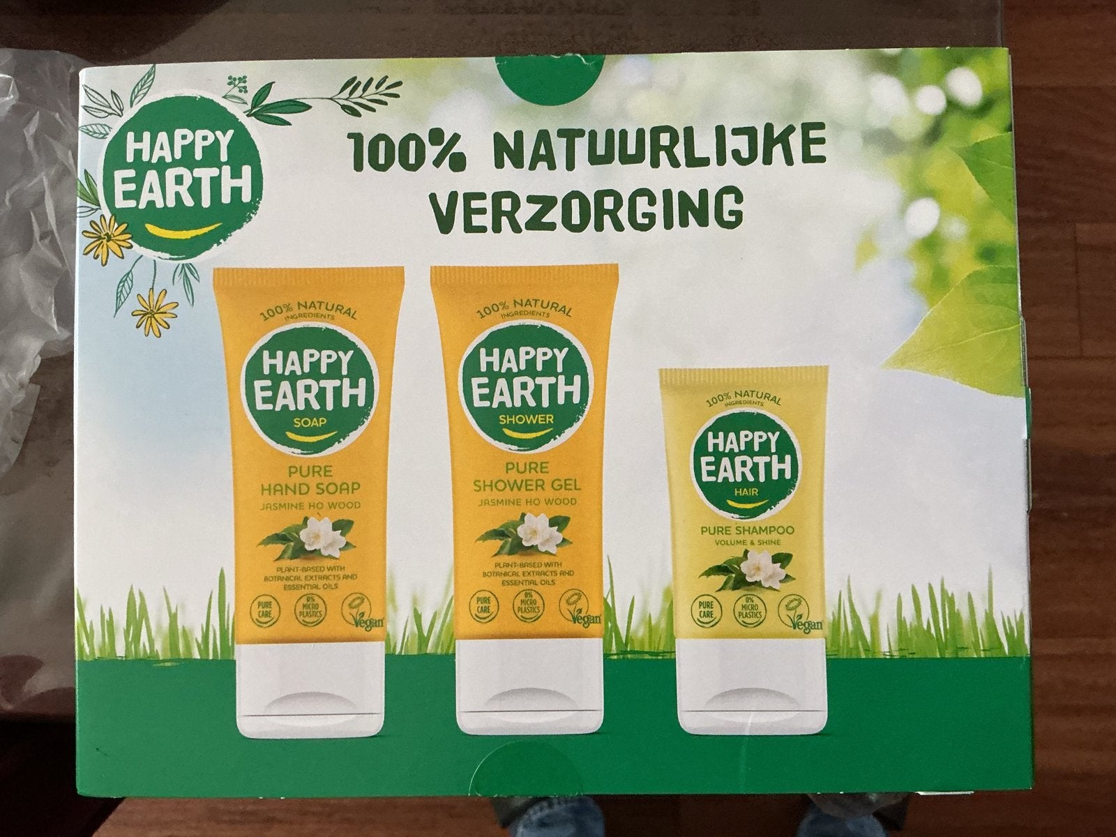 Happy Earth Natuurlijke Verzorgingsset: Handzeep, Douchegel,, Ophalen of Verzenden, Nieuw, Overige typen