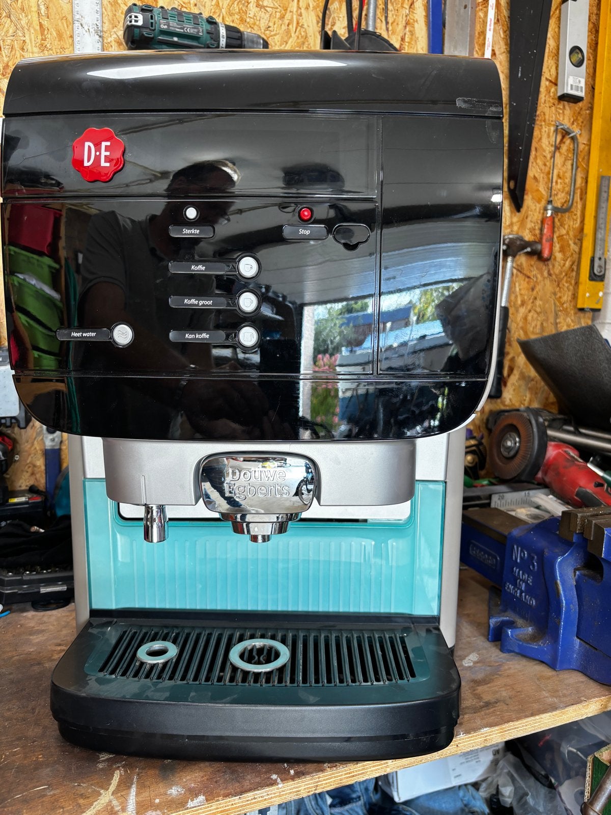 Douwe Egberts Koffiemachine - Defect (voor onderdelen/ruil), Ophalen of Verzenden, Niet werkend, Koffiemachine, Overige typen