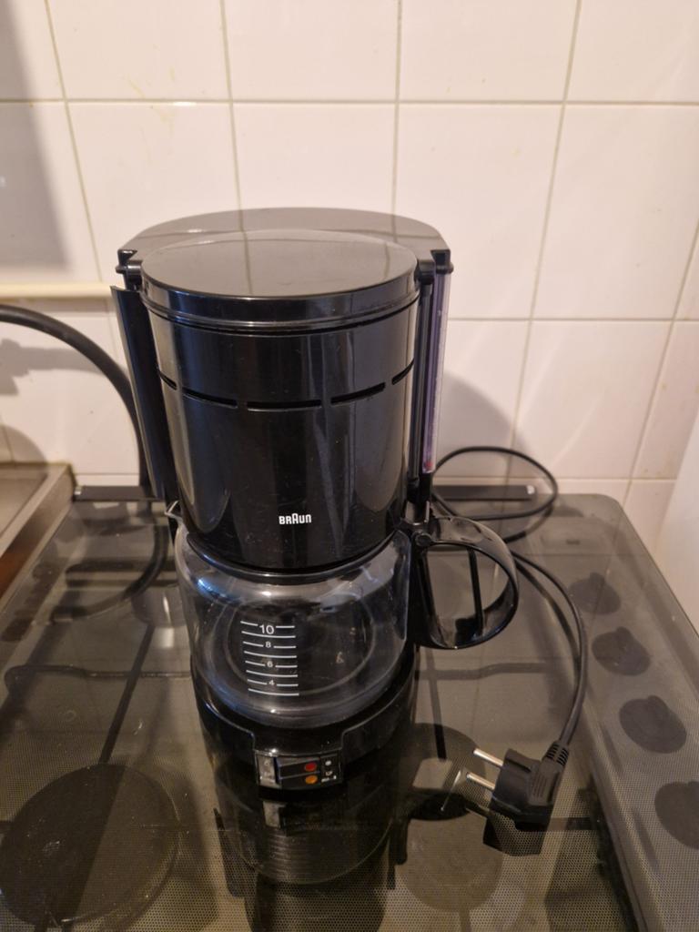 Braun Koffiezetapparaat weinig gebruikt, Ophalen, 10 kopjes of meer, Koffiemachine, Gemalen koffie