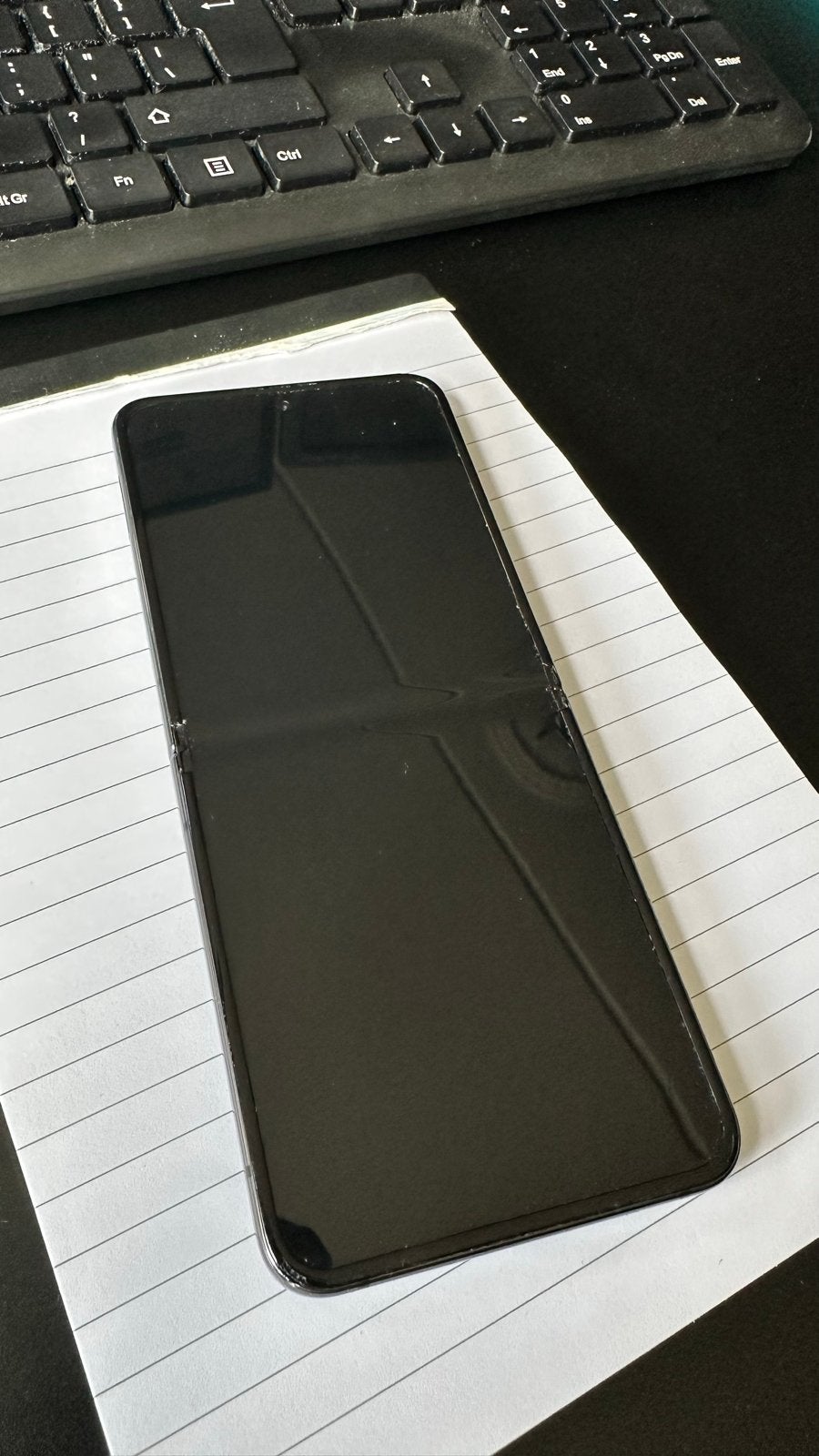 Samsung Galaxy Z Flip 4 - Zo goed als nieuw