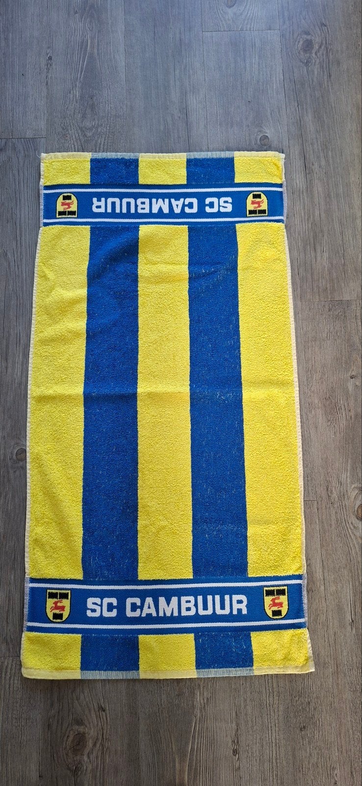 SCC Leeuwarden, Cambuur  badhanddoek 48x90 cm zgan, Ophalen of Verzenden, Zo goed als nieuw, Overige binnenlandse clubs, Overige typen