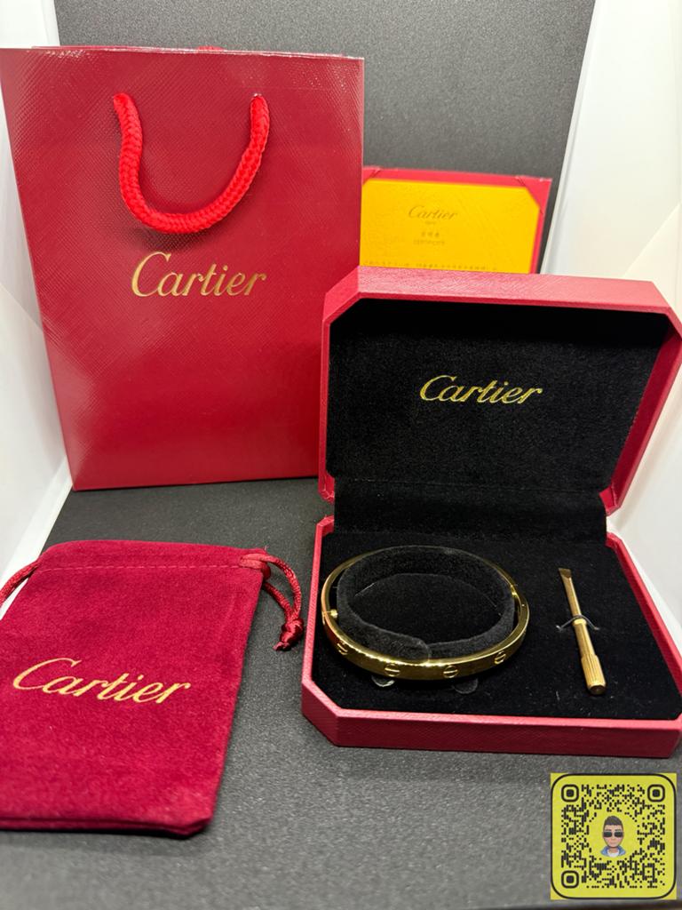 Cartier  LOVE-ARMBAND, KLASSIEK MODEL, Ophalen of Verzenden, Zo goed als nieuw, Goud