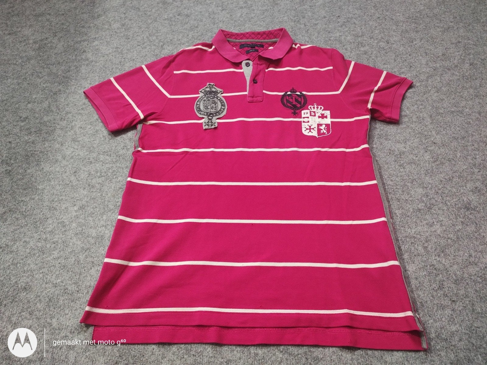 Tommy Hilfiger Heren Polo XL met kleine gaatjes, Kleding | Heren, Tommy Hilfiger, Maat 56/58 (XL), Ophalen of Verzenden, Roze