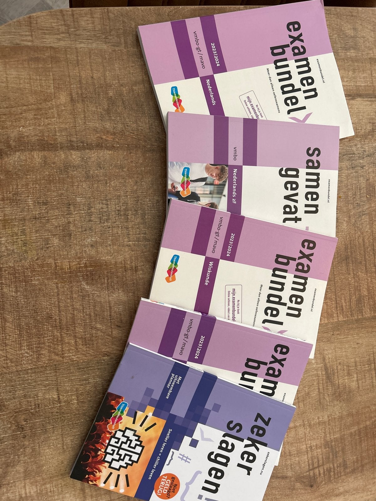 Examenbundels en Samengevat VMBO-GT/MAVO 2023/2024, Boeken, Schoolboeken, Ophalen, Zo goed als nieuw, VMBO, Nederlands