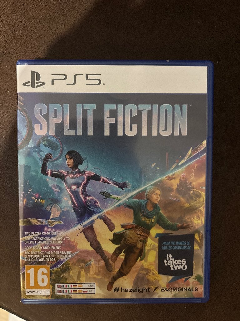 Split fiction, 2 spelers, Ophalen, Nieuw