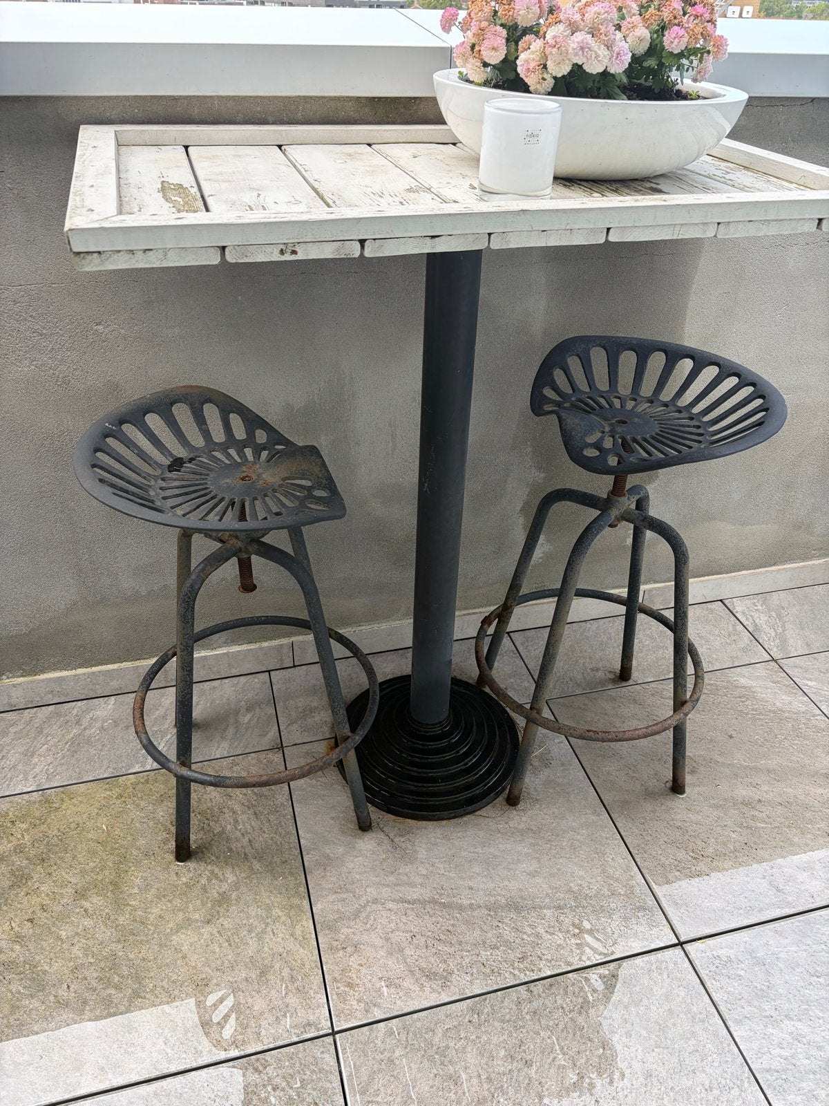 Vintage barkrukken (2 stuks) - Industriële stijl incl tafel, Ophalen, Gebruikt, Twee, Zwart